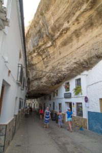 Setenil de las Bodegas