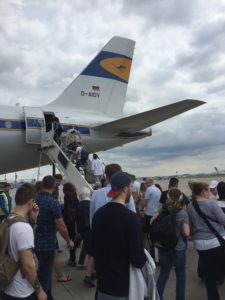 A Lufthansa A321 dressed in old livery. 